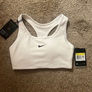 Nike Swoosh Bra